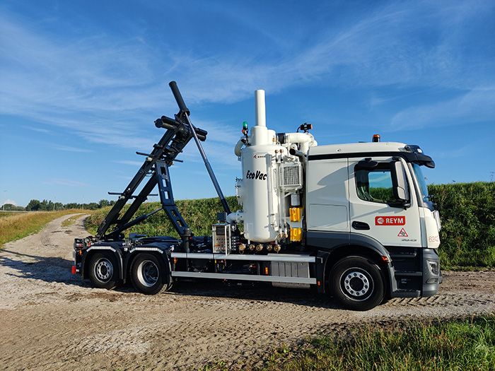 A new KOKS EcoVac cable lift system for REYM Veendam! 🚛✨